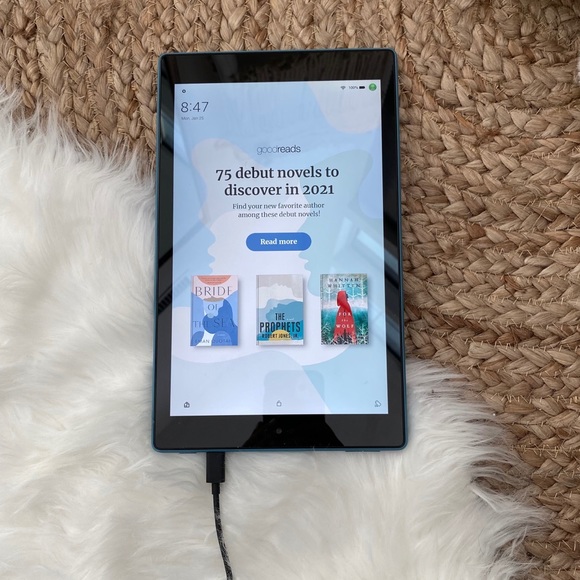 Other - Amazon fire tablet hd10 32GB